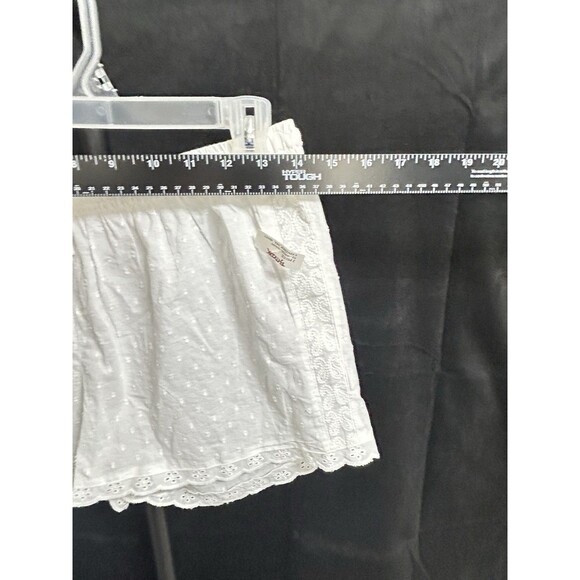 Marina Luna Womens S Eyelet Embroidered White PJ Shorts or Swim cover Shorts NWT - Picture 2 of 12